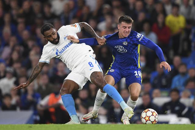 犹豫！张镇麟10中2仅得4分 正负值-13全队最低